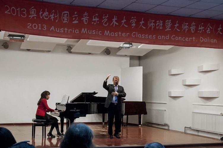 Salzburg masterclass - performance on stage