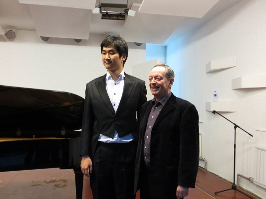 Salzburg masterclass - student on stage